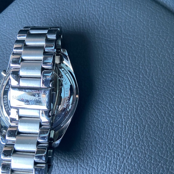 Michael kors used watch unisex. Small wrist main image 5